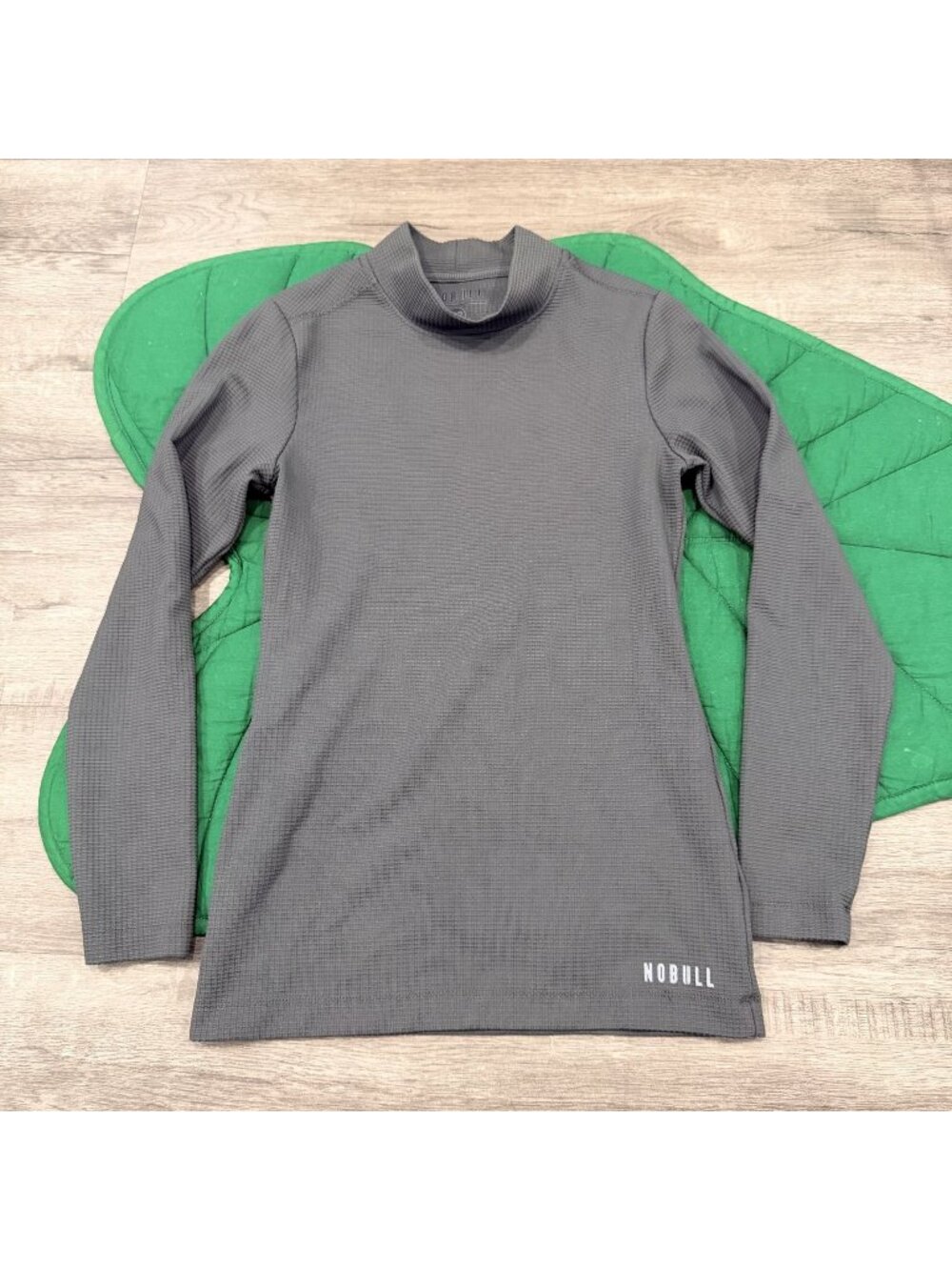 Nobull Womens XS Gray Long Sleeve Waffle Active Top Mock Neck